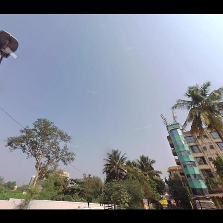 Hotel Sai Ganesh Lodging & Boarding By Wb Inn Titwala Esterno foto